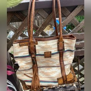 Sts ranchwear palomino tote- damaged